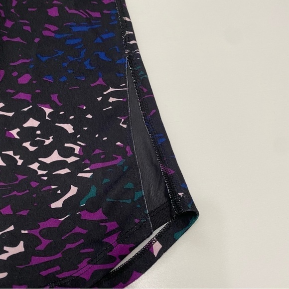 Lululemon workout tank black purple blue size 4 - Picture 4 of 5